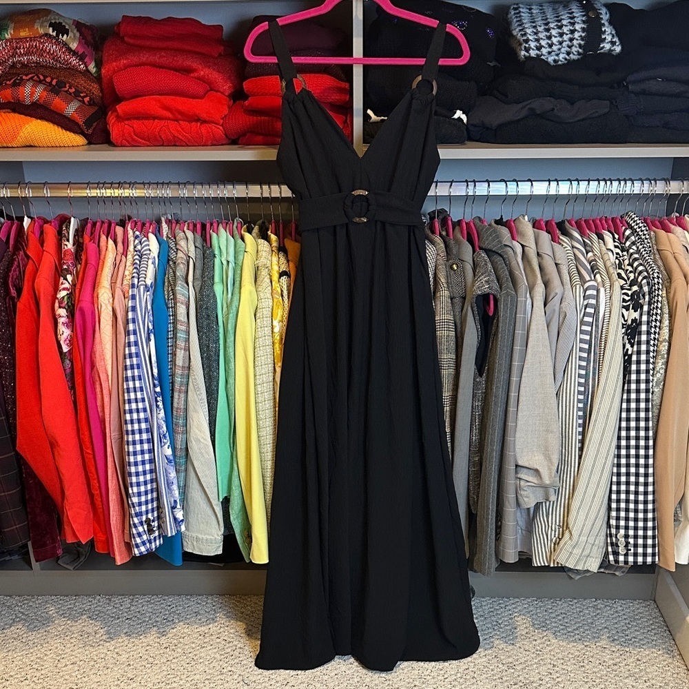 Jolie & Joy black v neck sleeveless smocked belted midi dress size S